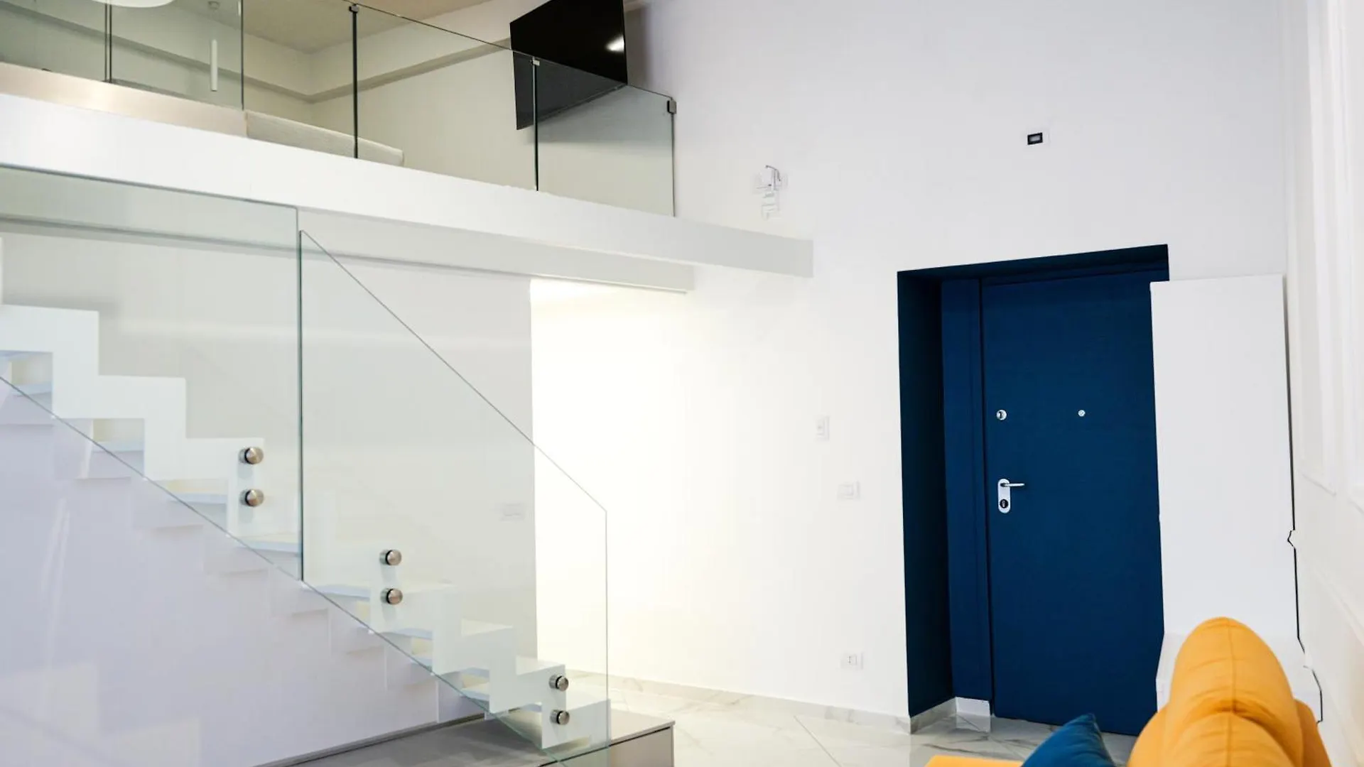 Apartment Appartamento Di Lusso In Centro - Street Street Naples Italy