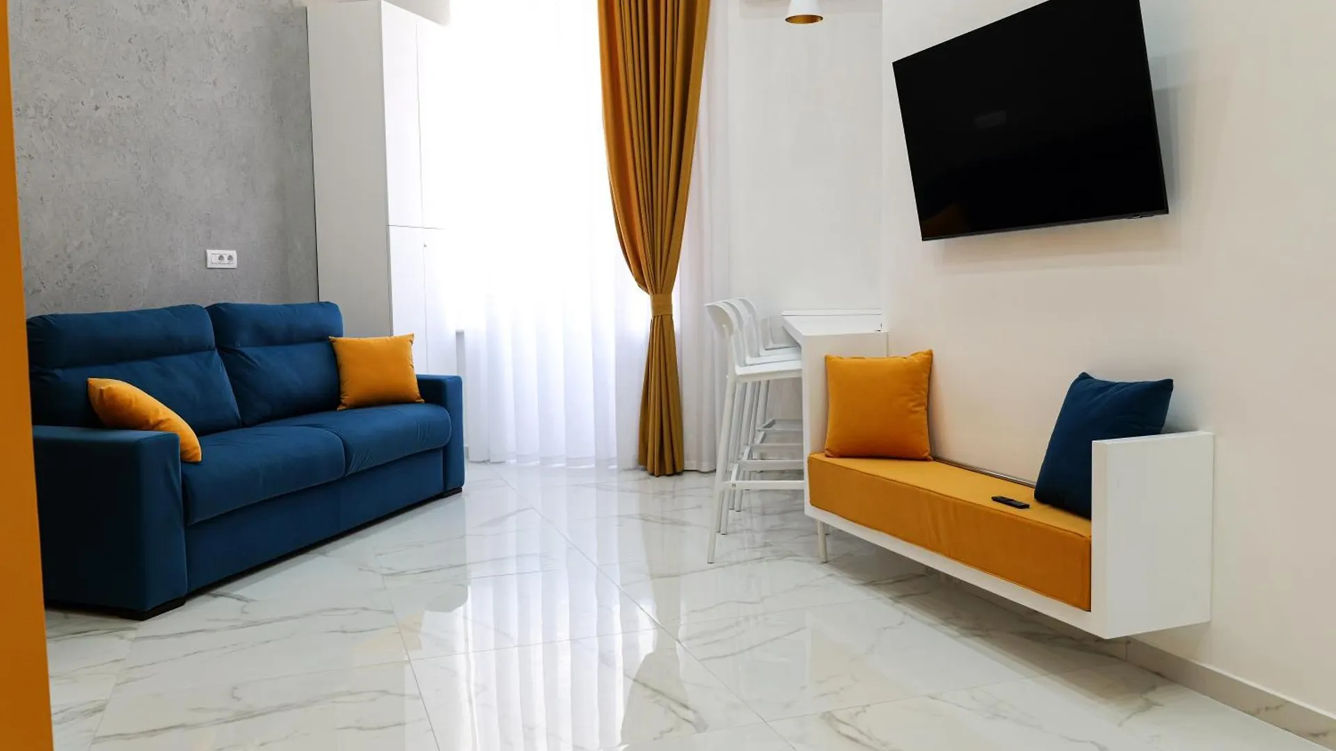 Apartment Appartamento Di Lusso In Centro - Street Street Naples Italy